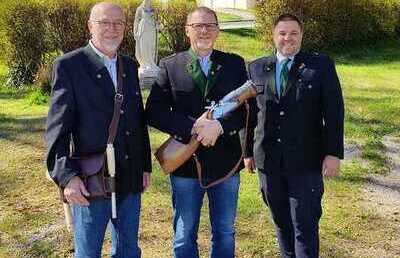 Prangerstutzen des ÖKB St. Radegund